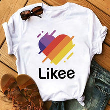 Lade das Bild in den Galerie-Viewer, Female T-shirt Romantic Heart Shaped Flowers Vogue Kawaii Harajuku T-Shirt Women Summer Casual Tshirts Korean Style Graphic Tops