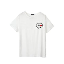 Lade das Bild in den Galerie-Viewer, 2020 New Shirts Women Princess Makeup Art Pink Eyelashes Print Vogue Top Female T-shirt Summer Harajuku Streetwear Short Clothes