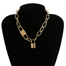 Lade das Bild in den Galerie-Viewer, Punk Miami Cuban Choker Necklace Collar Statement Hip Hop Big Chunky Aluminum Gold Color Thick Chain Necklace Women Jewelry
